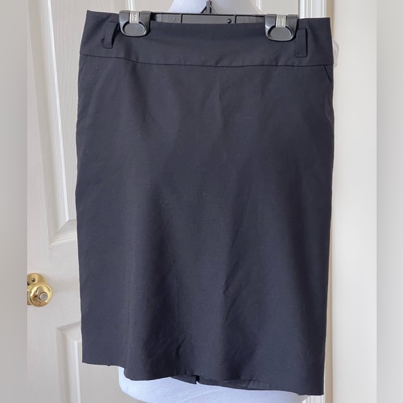 Banana Republic Skirt - Picture 1 of 3